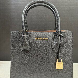 MICHAEL KORS Studio Mercer Medium Messenger Leather Bag w/Padlock